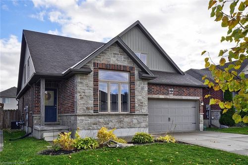 597 Sales Dr, Woodstock, ON, N4S0A1 | Card Image