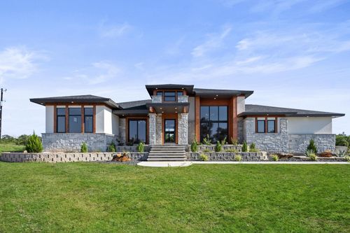 583 Comanche Rdg, Round Mountain, TX, 78663-5116 | Card Image