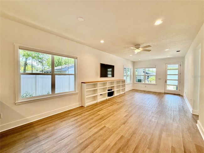 215 W Emily St, House other with 3 bedrooms, 2 bathrooms and null parking in TAMPA FL | Image 8
