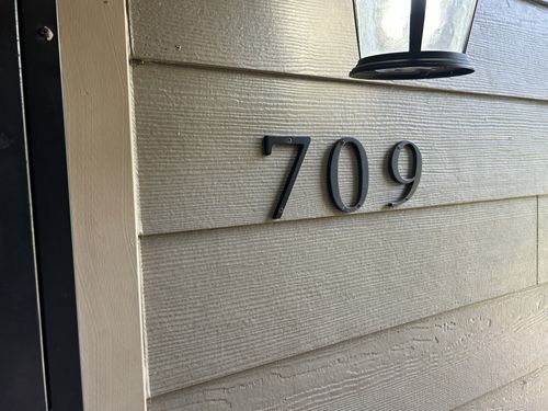 709 Ashlawn Pl, Nashville, TN, 37211-5853 | Card Image