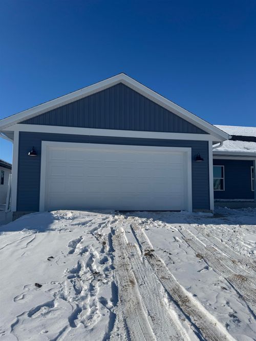 988 Bell Circle, Arlington, WI, 53911 | Card Image