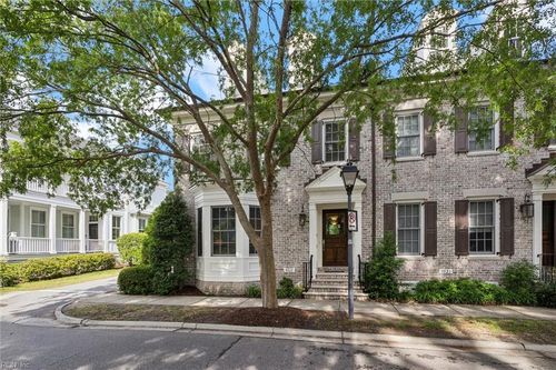 9517 25th Bay St, Norfolk, VA, 23518-1811 | Card Image