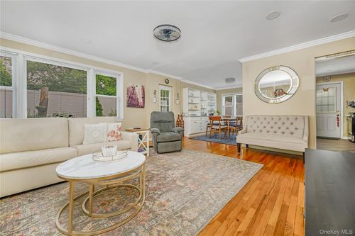 t1-1600 Grand Ave, North Baldwin, NY, 11510-1896 | Card Image