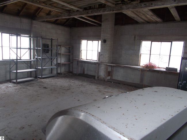 40 M 65, House other with 3 bedrooms, 1 bathrooms and null parking in Whittemore MI | Image 23