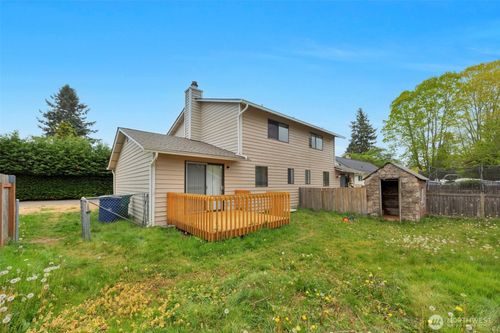 6920 Armar Rd, Marysville, WA, 98270-4415 | Card Image