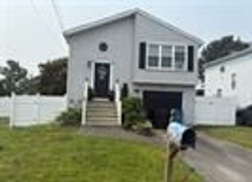 23 Plant St, Cumberland, RI, 02864-1910 | Card Image