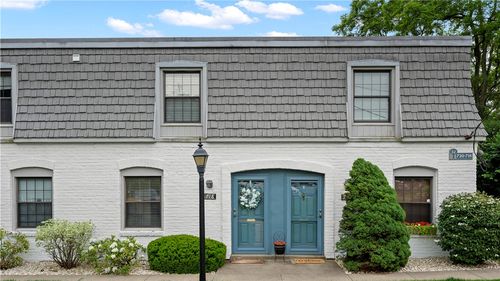 718 Carriage Cir, Pittsburgh, PA, 15205-1603 | Card Image
