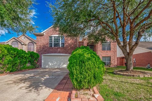 16511 Village View Trail, Sugar Land, TX, 77498 | Card Image