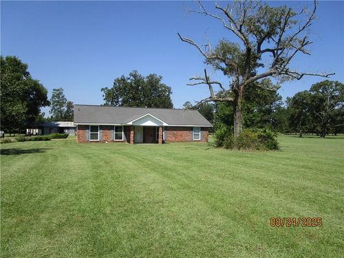 19902 Highway 167, Dry Prong, LA, 71423-3411 | Card Image