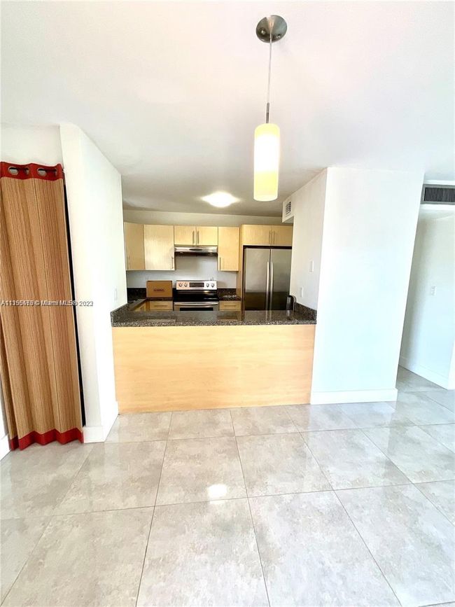 APT-307 - 8897 Fontainebleau Blvd, Condo with 2 bedrooms, 2 bathrooms and null parking in Miami FL | Image 4