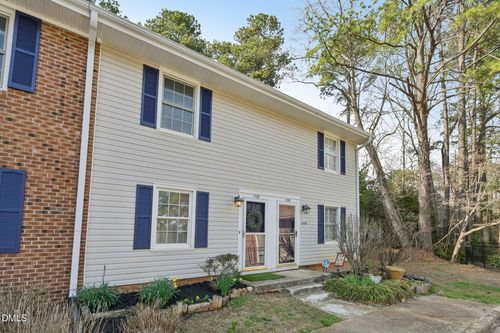 1128 Nottingham Circle, Cary, NC, 27511 | Card Image