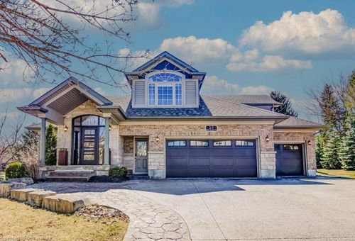 25 Rhine Meadow Rd, Heidelberg, ON, N0B2M1 | Card Image