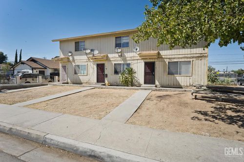1528 Kentucky St, Bakersfield, CA, 93305-4864 | Card Image