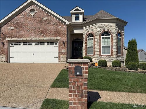 154 Blue Water Dr, Saint Peters, MO, 63366-3242 | Card Image