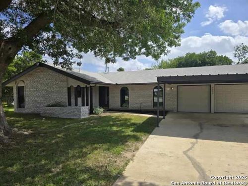 9503 Reece Dr, San Antonio, TX, 78216-4354 | Card Image