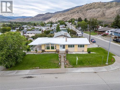 1118 Maclean Dr, Cache Creek, BC, V0K1H0 | Card Image