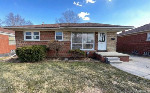 29212 Ursuline St, Saint Clair Shores, MI, 48081-3262 | Card Image