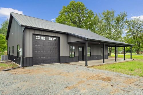 8237 S 100 E, Markleville, IN, 46056-9717 | Card Image