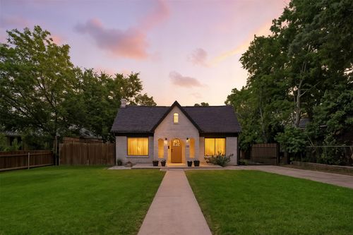 2809 W 12th St, Dallas, TX, 75211-2708 | Card Image