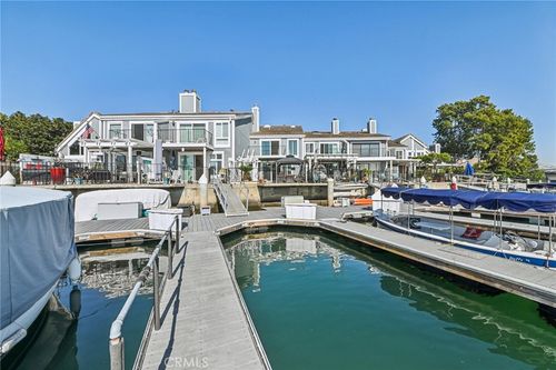 3592 Windspun Dr, Huntington Beach, CA, 92649-2024 | Card Image