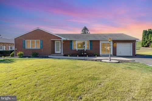 95 Main St, MC ALISTERVILLE, PA, 17049-8495 | Card Image