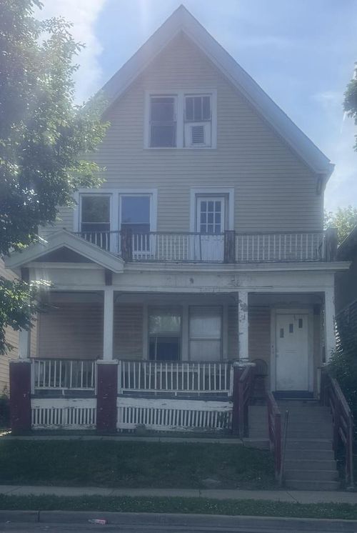 2731-2729 N Dr William Finlayson Street, Milwaukee, WI, 53212 | Card Image