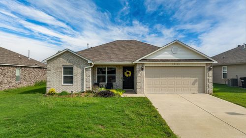 10313 Brandi Kay Dr, Maumelle, AR, 72113-7783 | Card Image