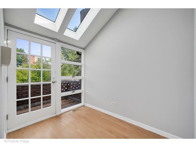 509 Burr Oak Pl, Home with 2 bedrooms, 4 bathrooms and null parking in Hinsdale IL | Image 10