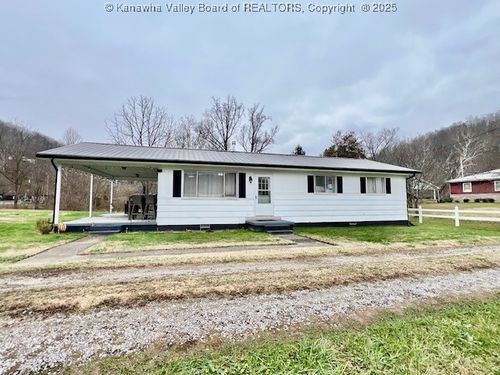39 Savannah Ln, Elkview, WV, 25071-6358 | Card Image