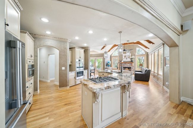 12315 14 Th St, House other with 3 bedrooms, 3 bathrooms and null parking in Jenks OK | Image 24