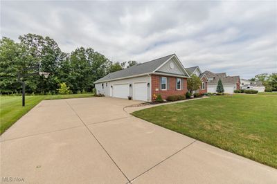 10824 Bridle Path, House other with 3 bedrooms, 2 bathrooms and null parking in Columbia Station OH | Image 3