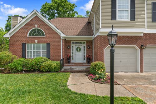 312 Glenridge Ct, Nashville, TN, 37221-5307 | Card Image