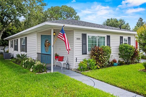 4818 Colonnades Cir E, LAKELAND, FL, 33811-1525 | Card Image