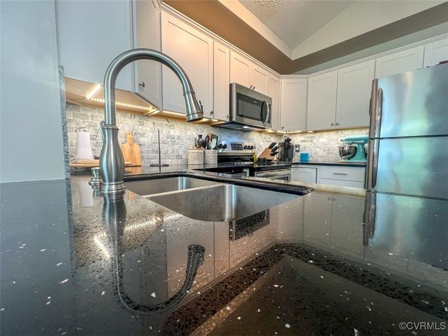 7701 Offshore Dr, House other with 2 bedrooms, 1 bathrooms and null parking in Chesterfield VA | Image 8