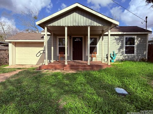 1310 S 4th St, Floresville, TX, 78114-2212 | Card Image