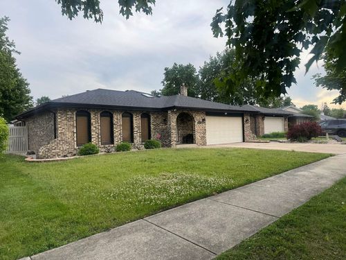7737 Cashew Dr, Orland Park, IL, 60462-5041 | Card Image