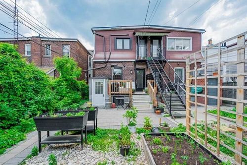 3-229 Christie St, Toronto, ON, M6G3B5 | Card Image