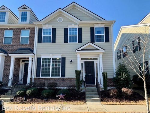 130 Spring Pine Ln, Holly Springs, NC, 27540-3332 | Card Image