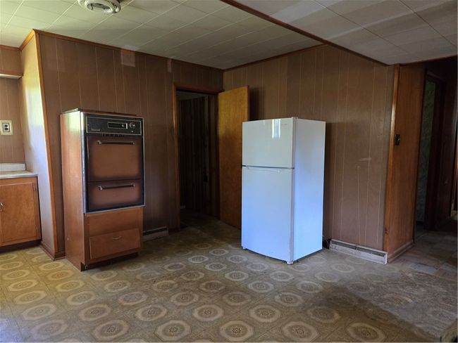 1143 Beechview Ave, House other with 4 bedrooms, 1 bathrooms and 1 parking in Monessen PA | Image 5