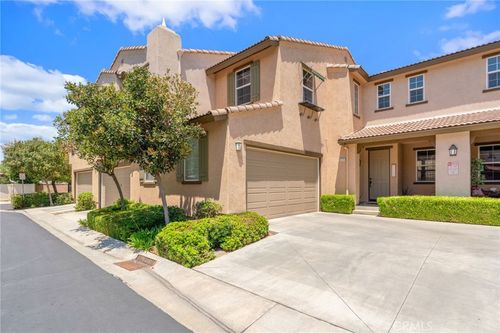 3381 Evening Mist Ln, Perris, CA, 92571 | Card Image