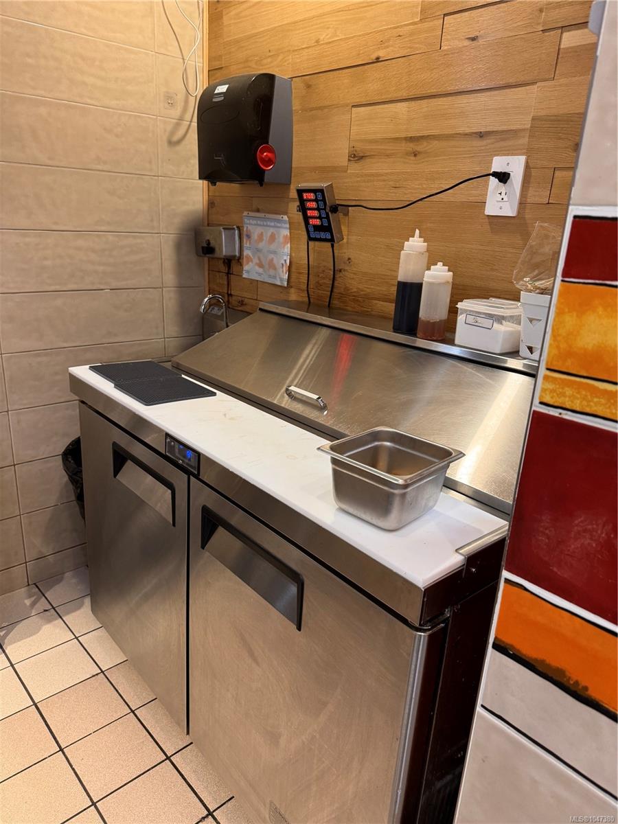 Commercial Sale in Nanaimo 4