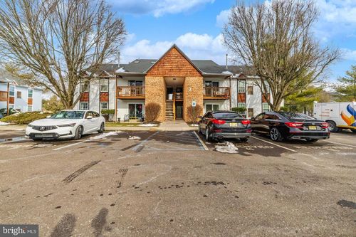 32 Buena Ct, Turnersville, NJ, 08012-2602 | Card Image