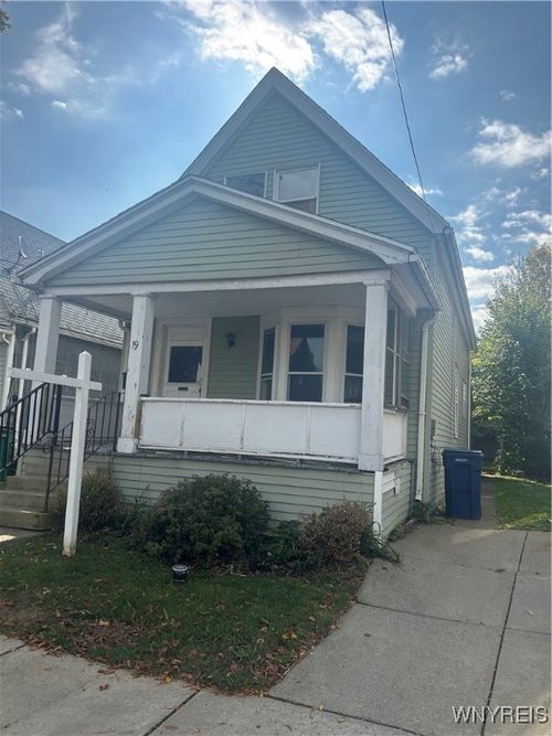 19 Royal Ave, Buffalo, NY, 14207-1408 | Card Image