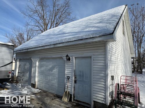 721 Wright Ave, Owosso, MI, 48867-3753 | Card Image