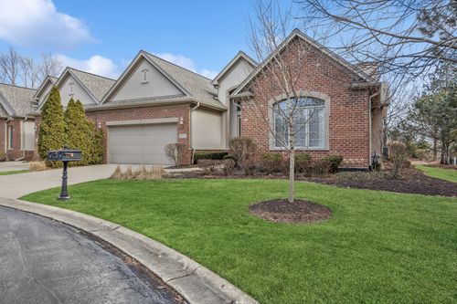 8711 Berkley Ct, Orland Park, IL, 60462-2396 | Card Image