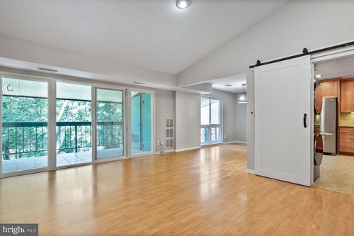 apt-21-d-11820 Breton Ct, RESTON, VA, 20191-3220 | Card Image