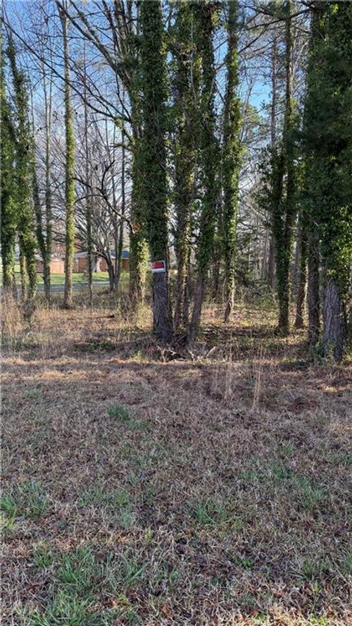 5666 Mcleod St, Lula, GA, 30554-3065 | Card Image