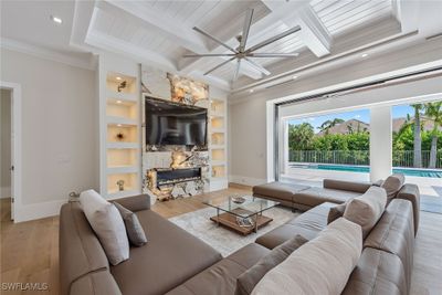 3280 Crayton Road, House other with 5 bedrooms, 5 bathrooms and null parking in Naples FL | Image 3