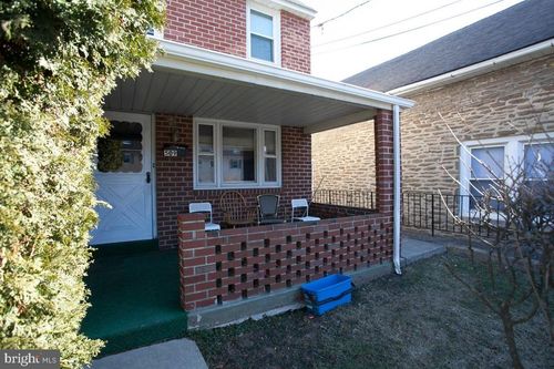509 Maple St, CONSHOHOCKEN, PA, 19428-1625 | Card Image