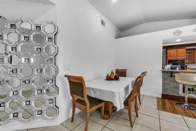 2590 Se 7 Th Pl, House other with 2 bedrooms, 2 bathrooms and null parking in HOMESTEAD FL | Image 16